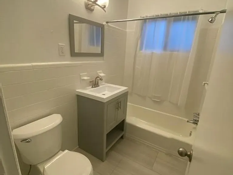 1570 Memorial Drive — Photo 17