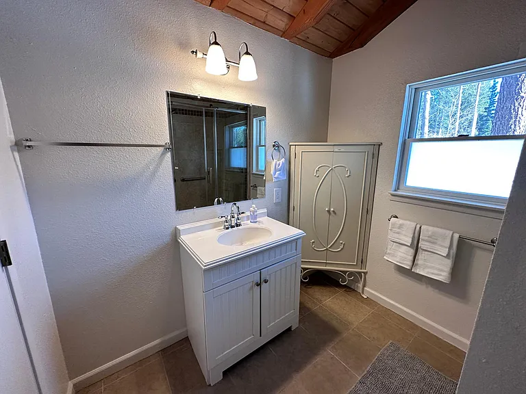 596 Shoshone St — Photo 29