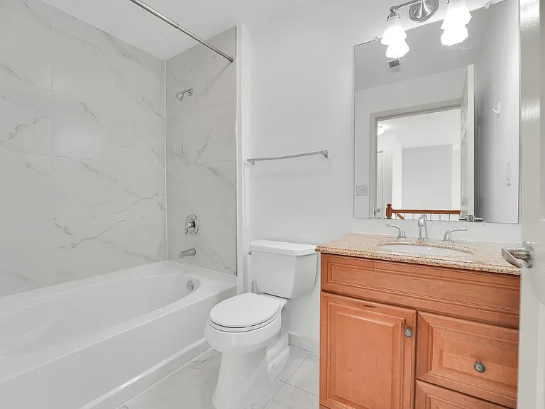 26 Avenue At Port Imperial #438 — Photo 23