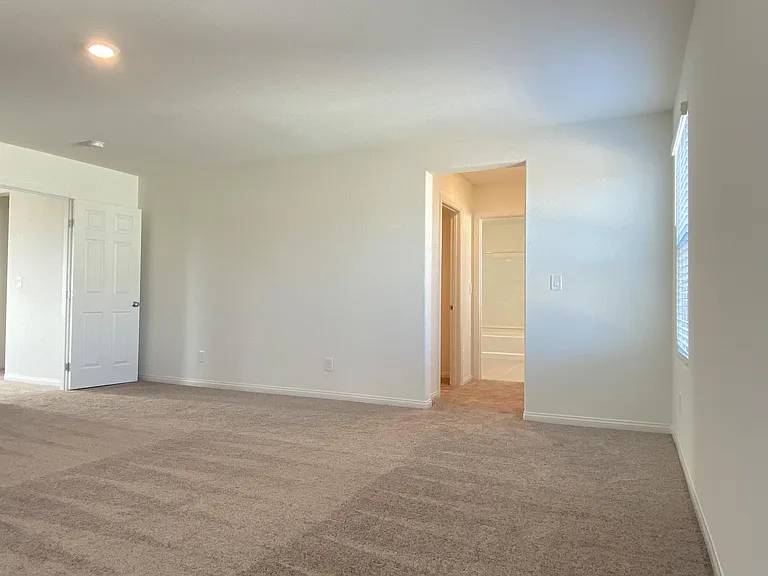 6982 Solano Canyon Ave — Photo 5