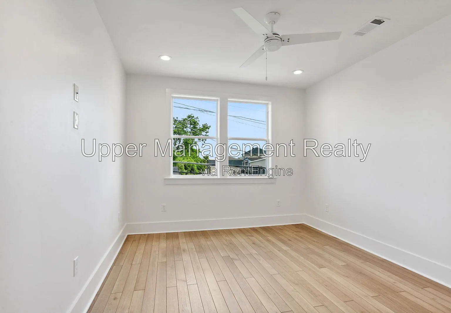 2 bed, 2.5 bath, 1100 sqft, $1,750 — Photo 4