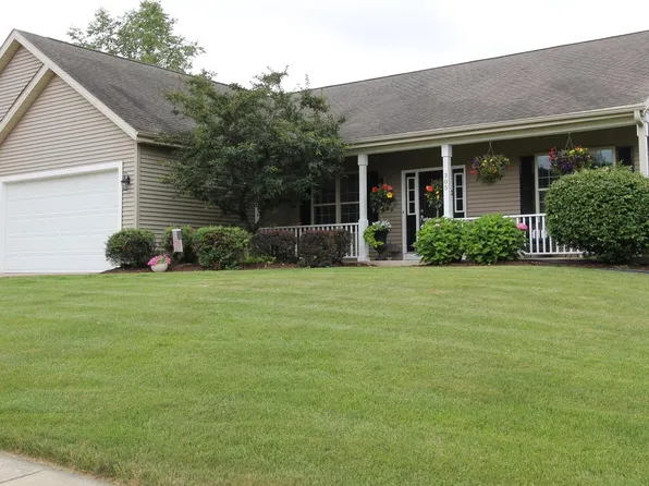 305 Indian Bend ROAD, Burlington, WI 53105