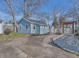 10-10 Barnes St #R, Wareham, MA 02571