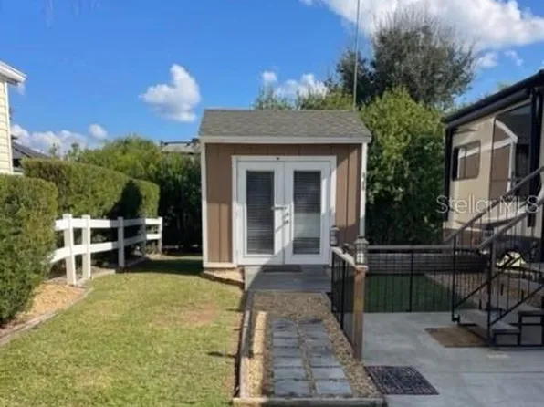 3175 NE 102nd Avenue Rd, Silver Springs, FL 34488