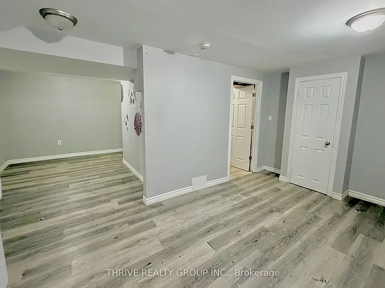 727 Millbank Dr #LOWER — Photo 7