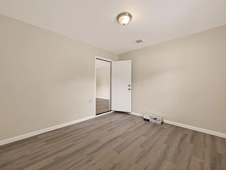 14022 Rosecrest Dr — Photo 15