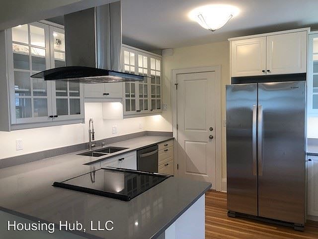 1st image of 1137 Goodrich Ave