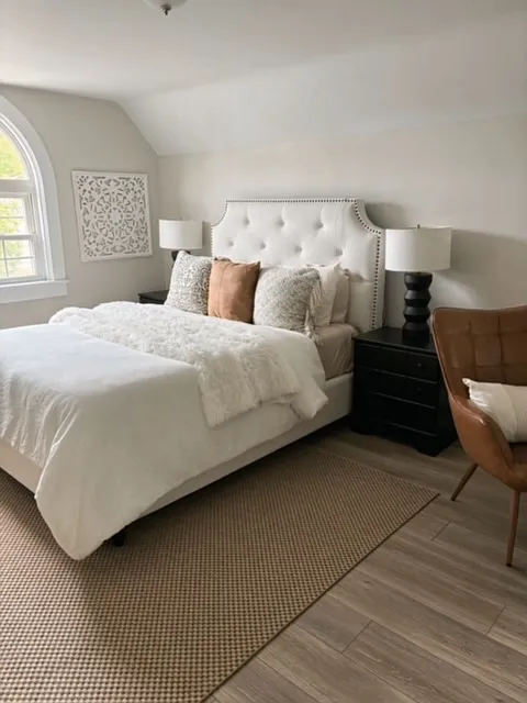 2 bed, 1000 sqft, $2,000 — Photo 2