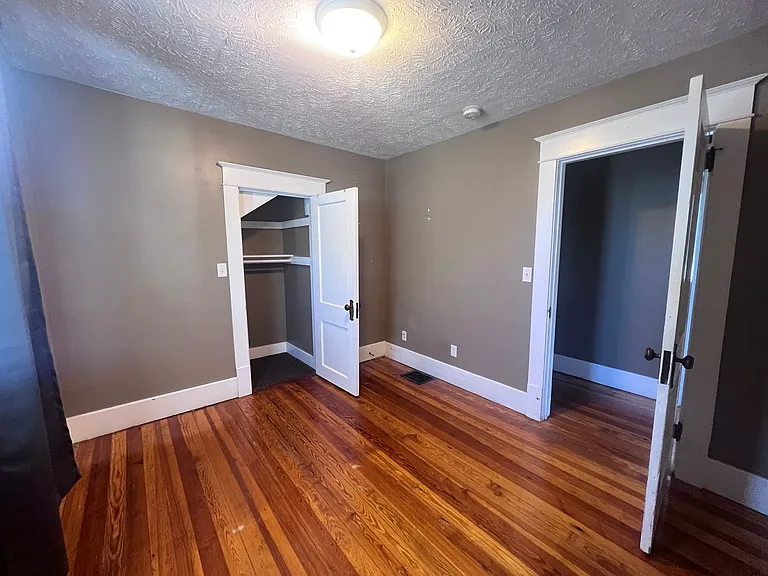 1040 Powers Ave NW — Photo 32