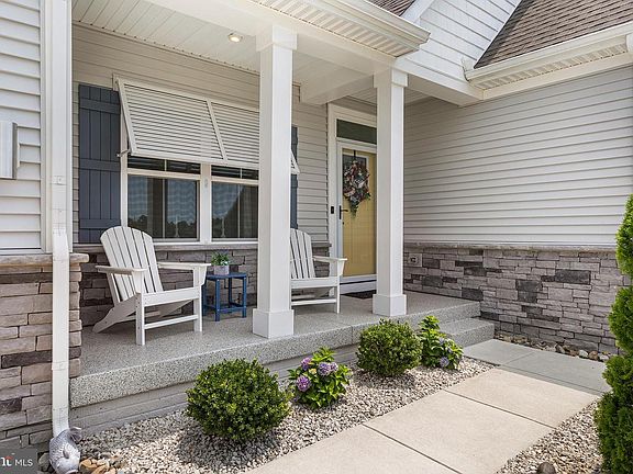 2nd image of 24323 Caldwell Cir #109