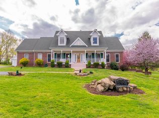 4610 Deer Run Pl, Louisville, KY 40299