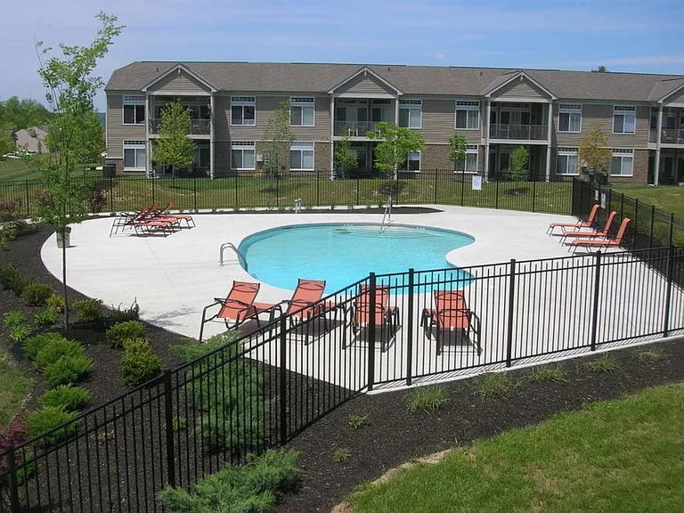 7648 Bridge Point Dr — Photo 26