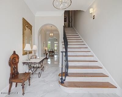 4th image of 704 Elysian Fields Dr