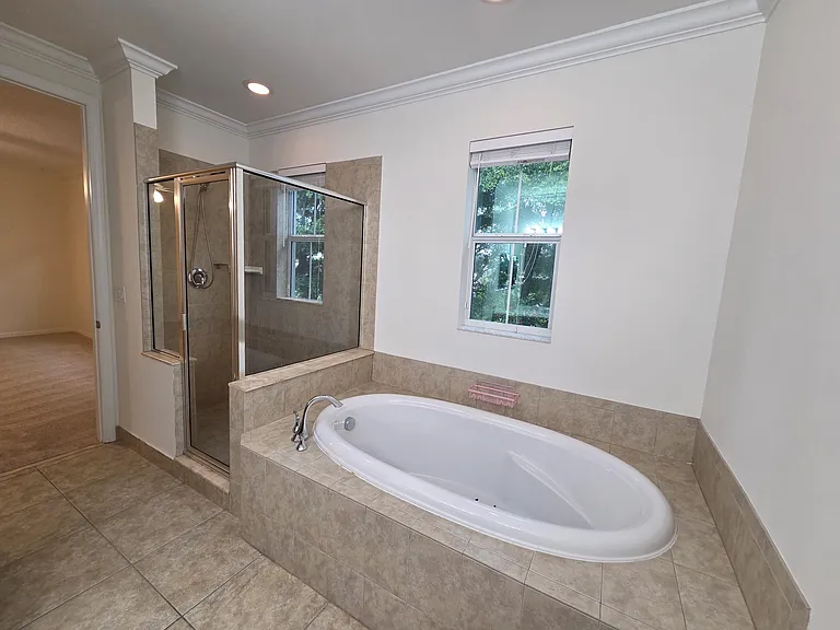 4507 Mediterranean Cir — Photo 15