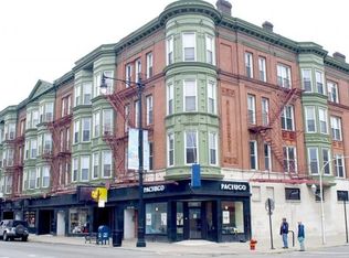 3247 N Broadway St APT 2B, Chicago, IL 60657