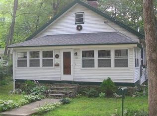 53 Pine Island Rd, Milford, MA 01757