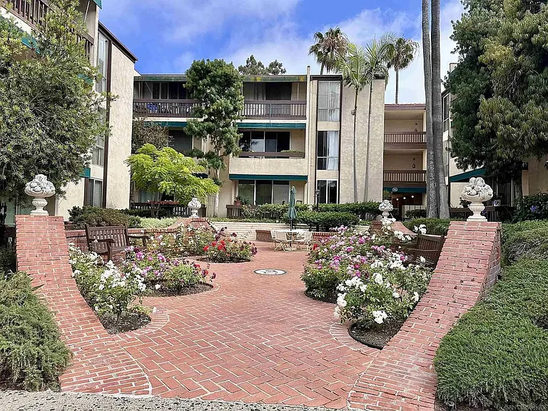 6455 La Jolla Blvd #344 — Photo 9