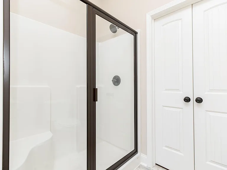 1009 Northside Dr — Photo 39