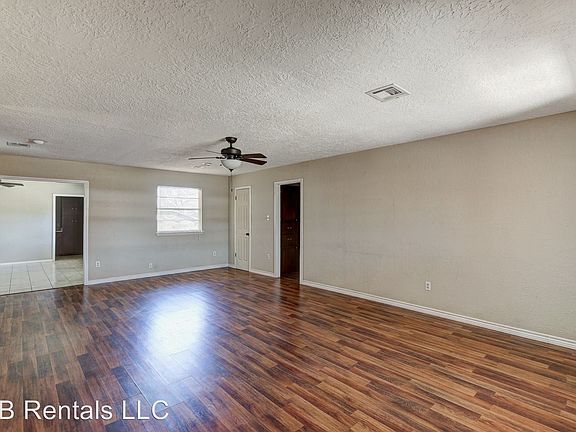 3rd image of 6909 SW Delta Ave
