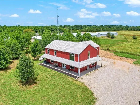 4202 Old Bonham Rd, Paris, TX 75460