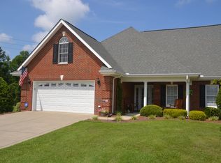 110 Glenfield Dr, Dunn, NC 28334