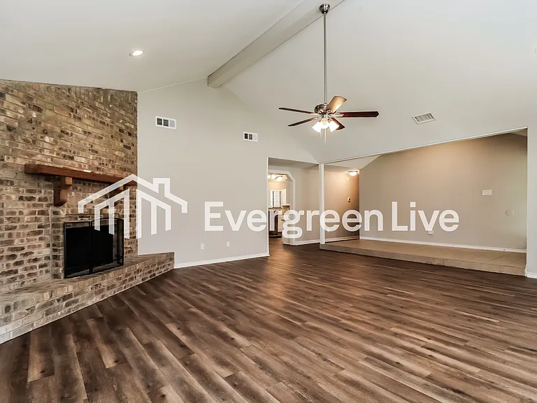 6440 Lavon Dr — Photo 5