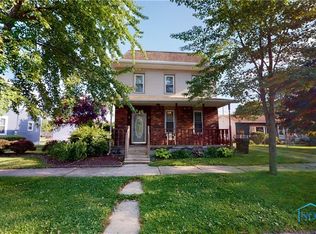 36 E New Haven St, Bloomville, OH 44818