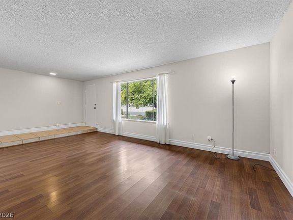 5th image of 4669 Kelly Barry Way