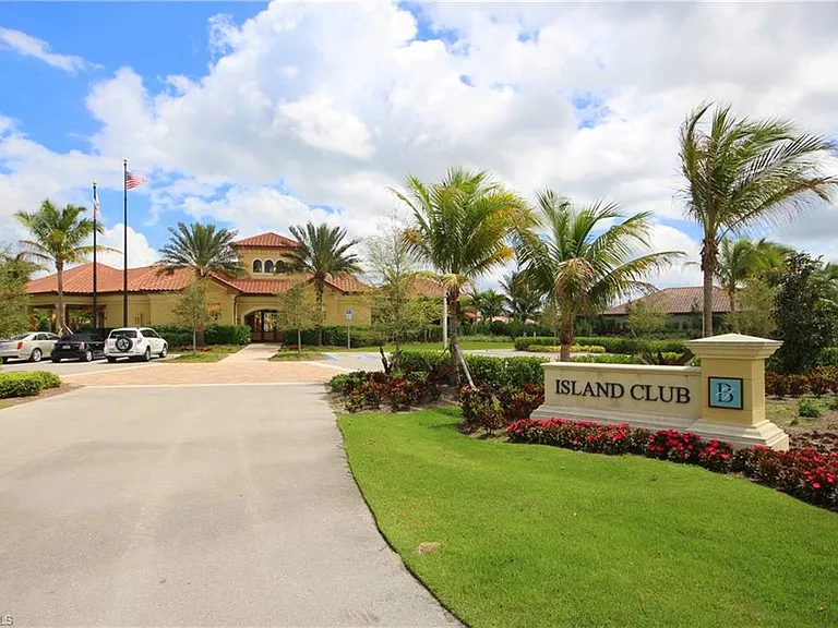 9142 Isla Bella Cir — Photo 45