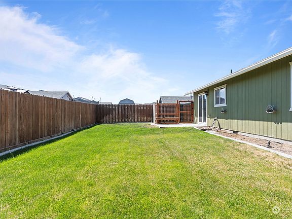4th image of 1309 W Electra Street