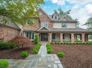 165 Fox Chase Rd, Chester, NJ 07930