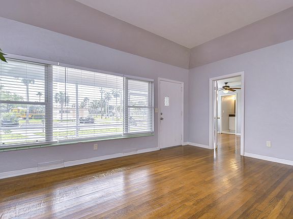 5th image of 5737 Shore Blvd S #11167815