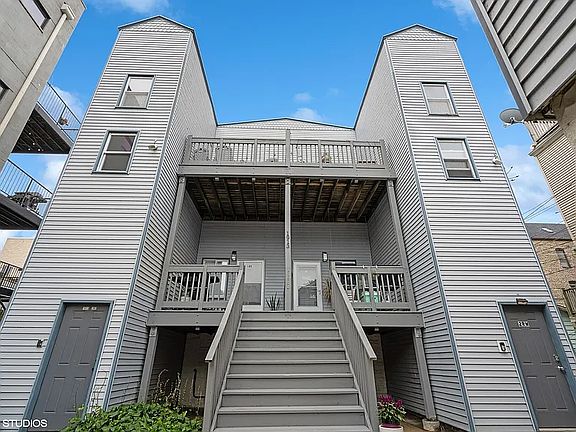 2nd image of 1913 W Armitage Ave APT 1RE