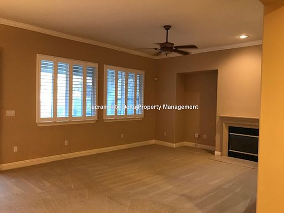 4th image of 281 Rock House Cir N