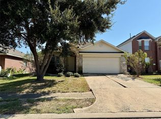 7111 Favian Ct, Houston, TX 77083