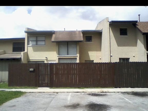 4th image of 6964 SW 109th Ct