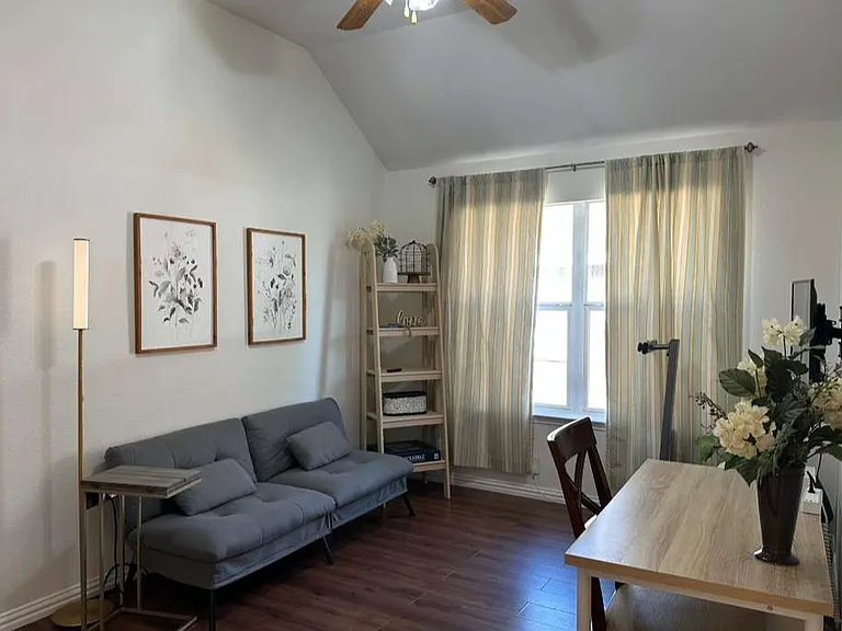 4223 Fall Creek Dr — Photo 18