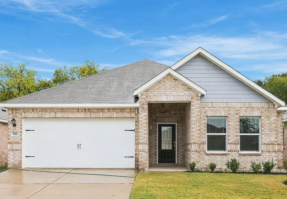 742 Layton Ct