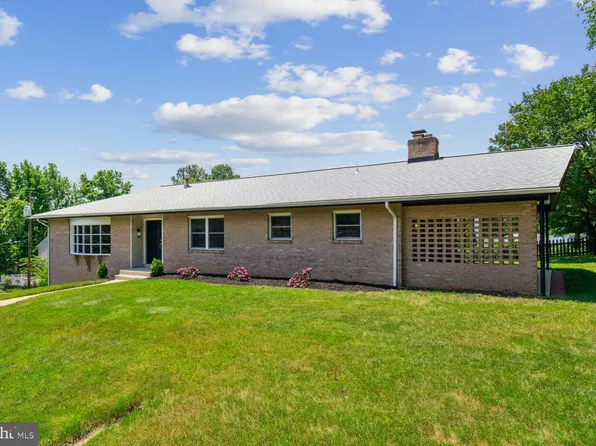 11400 Westview Ct, Beltsville, MD 20705