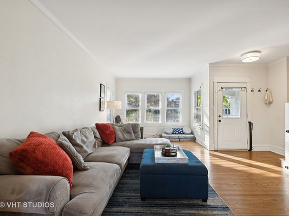 5th image of 1154 S East Ave