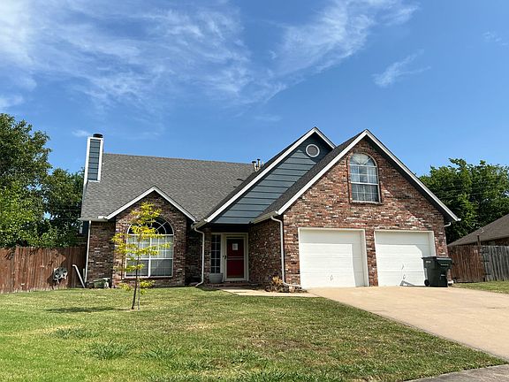 3rd image of 12905 E 80th Ct N