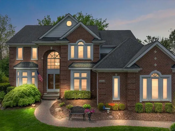40211 Bexley Way, Northville, MI 48168