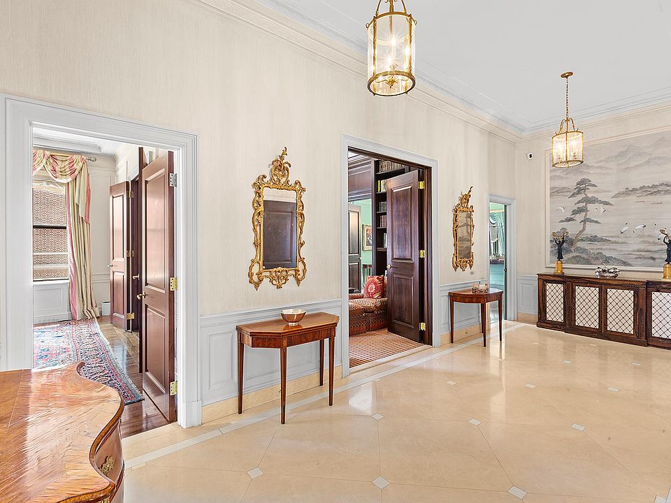 1st image of 960 Park Ave #11E