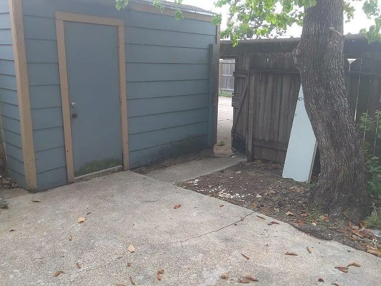 2429 Miramar Ct #2429 — Photo 10