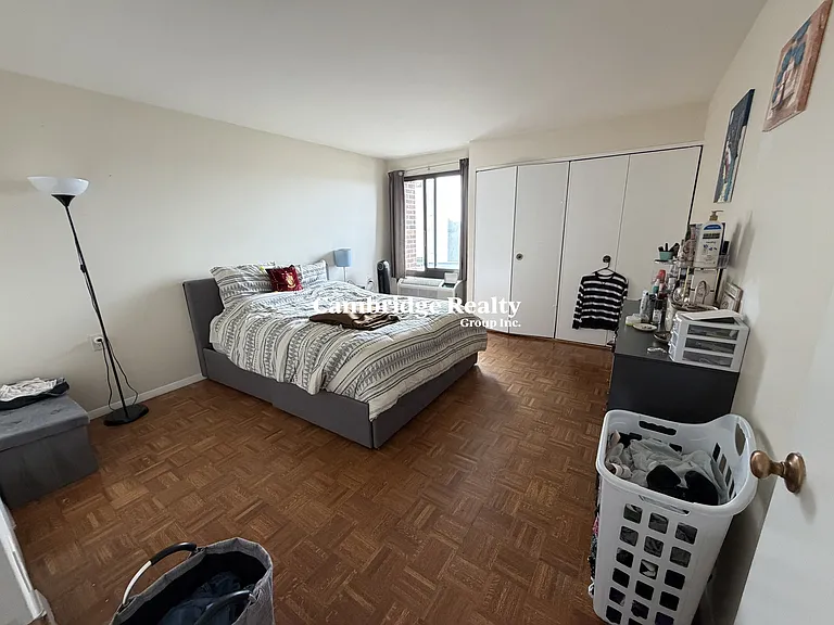 1105 Massachusetts Ave #7F — Photo 6