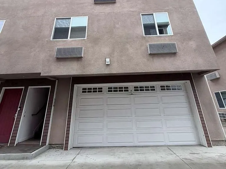 1252 W 37th Dr — Photo 6