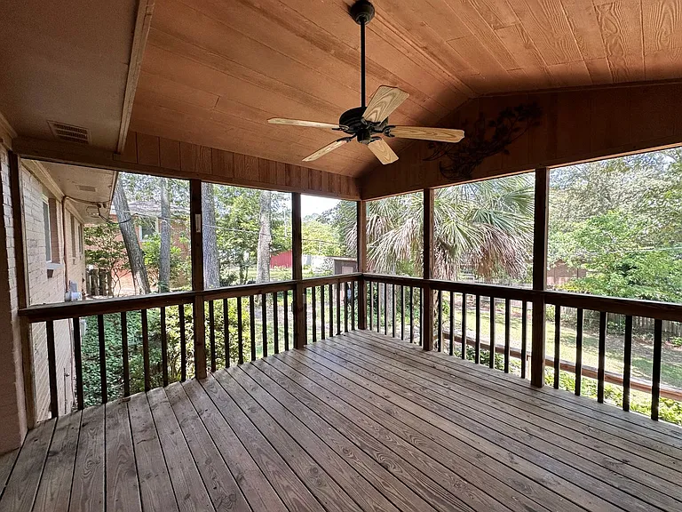 3221 Foxhall Rd — Photo 36