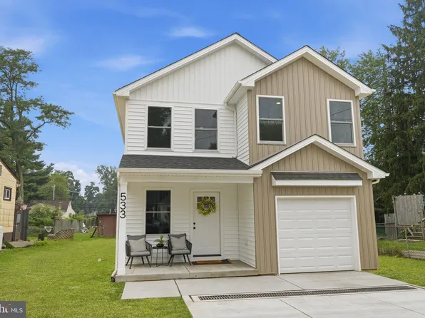 533 Park Ave, Bristol, PA 19007