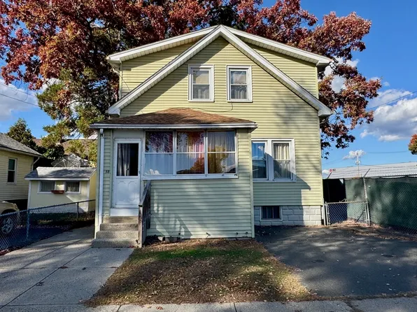 58 Eureka St, Springfield, MA 01104