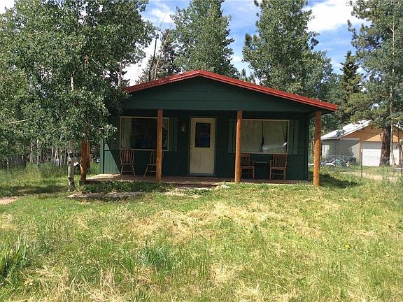 large yard, front and back